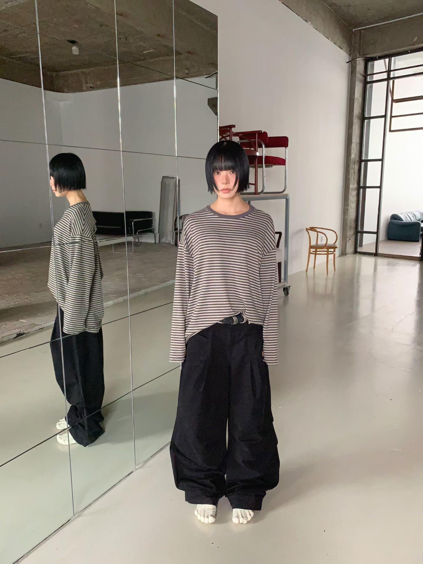雙鉚釘打摺牛仔褲